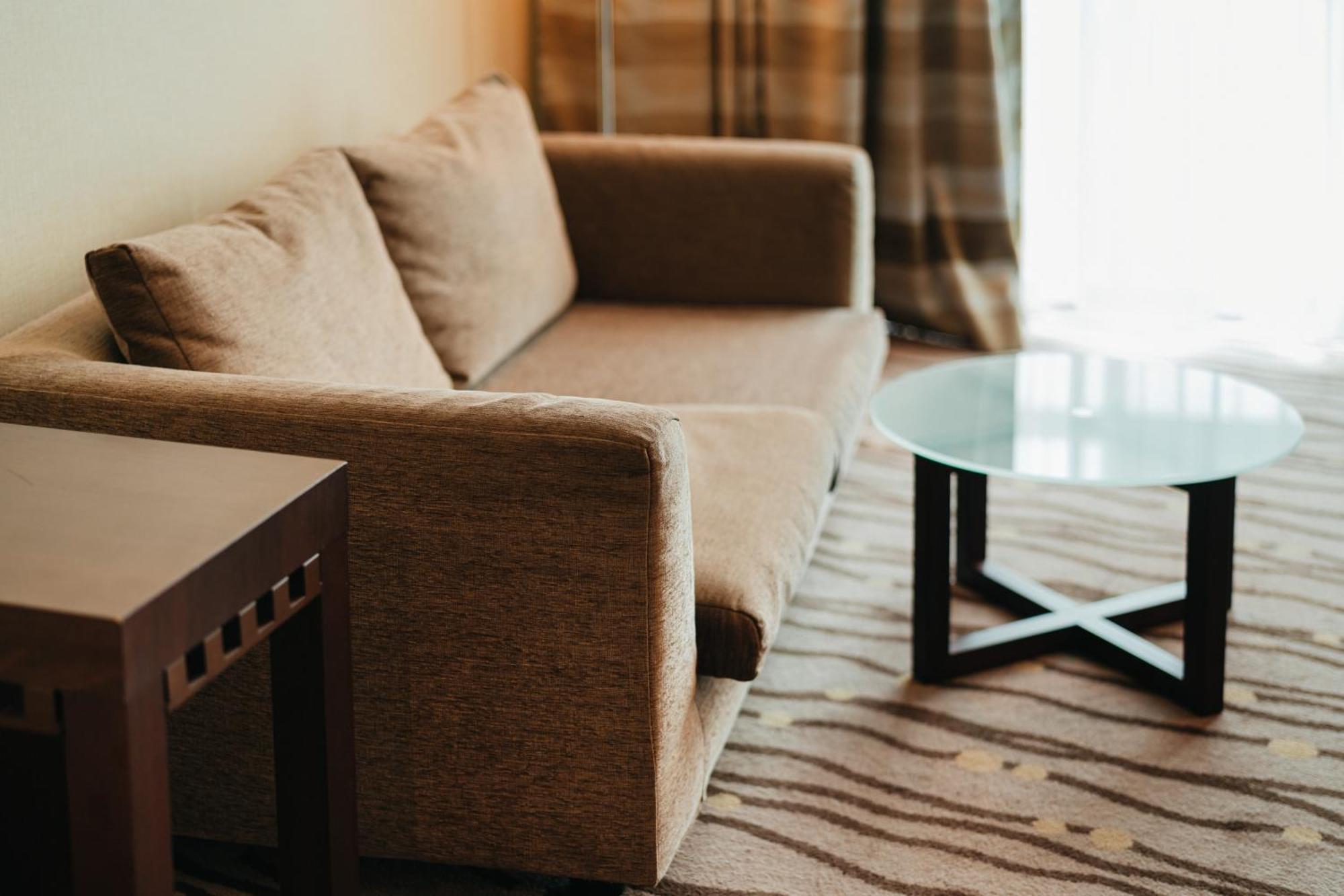 Doubletree By Hilton Bratislava Hotel Buitenkant foto